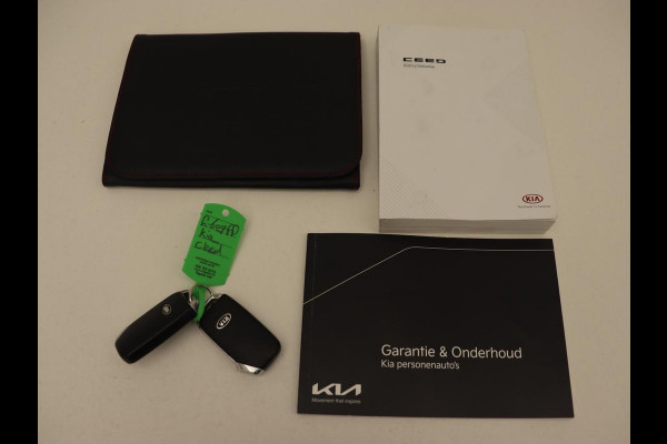 Kia Ceed 1.0 T-GDi DynamicPlusLine | Automaat | Stoel & stuurverwarming | Adaptive cruise | Trekhaak | Half leder | Carplay | Climate control