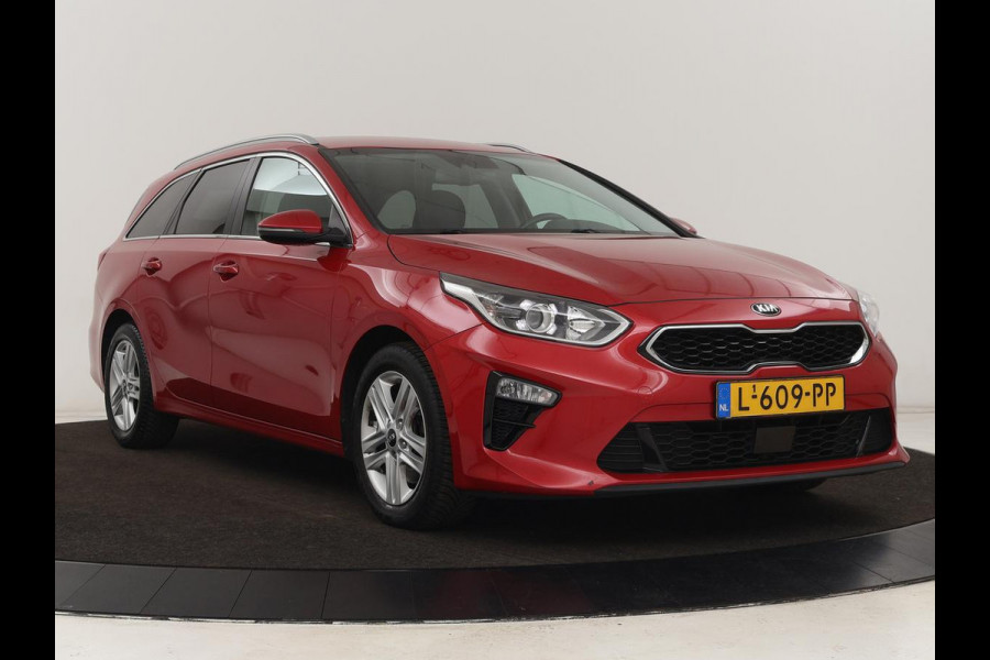 Kia Ceed 1.0 T-GDi DynamicPlusLine | Automaat | Stoel & stuurverwarming | Adaptive cruise | Trekhaak | Half leder | Carplay | Climate control