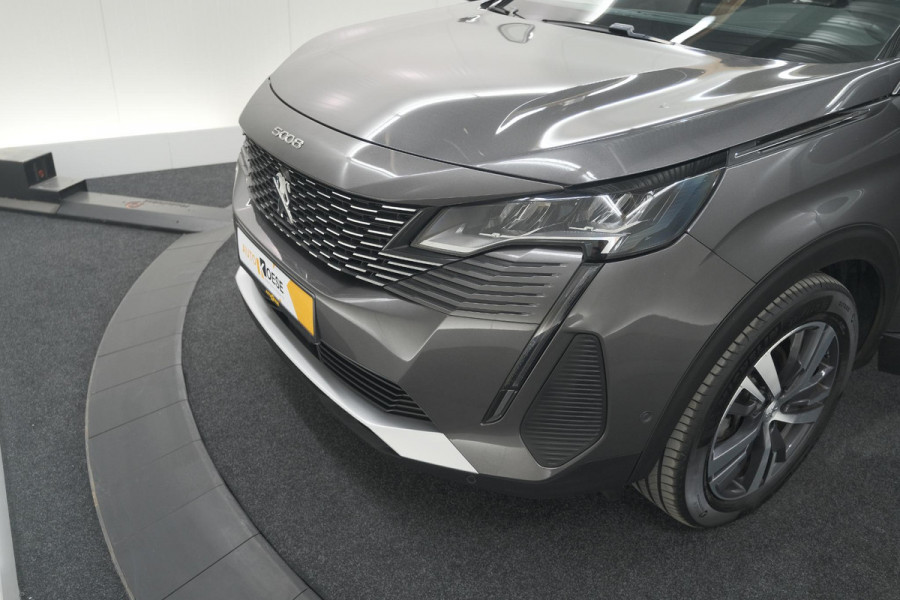 Peugeot 5008 PureTech 130 EAT8 Allure Pack | 7 Zitplaatsen | Camera | Apple Carplay | Navigatie | Parkeersensoren