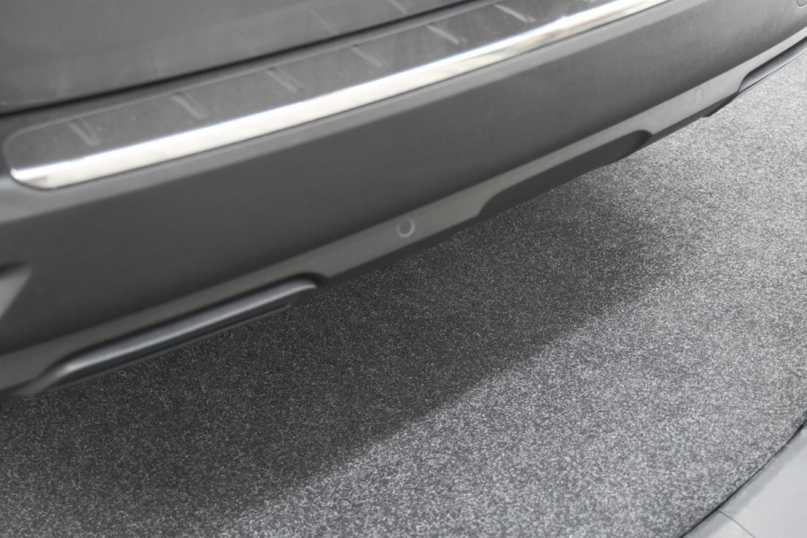 Peugeot 5008 PureTech 130 EAT8 Allure Pack | 7 Zitplaatsen | Camera | Apple Carplay | Navigatie | Parkeersensoren