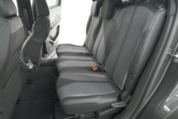 Peugeot 5008 PureTech 130 EAT8 Allure Pack | 7 Zitplaatsen | Camera | Apple Carplay | Navigatie | Parkeersensoren