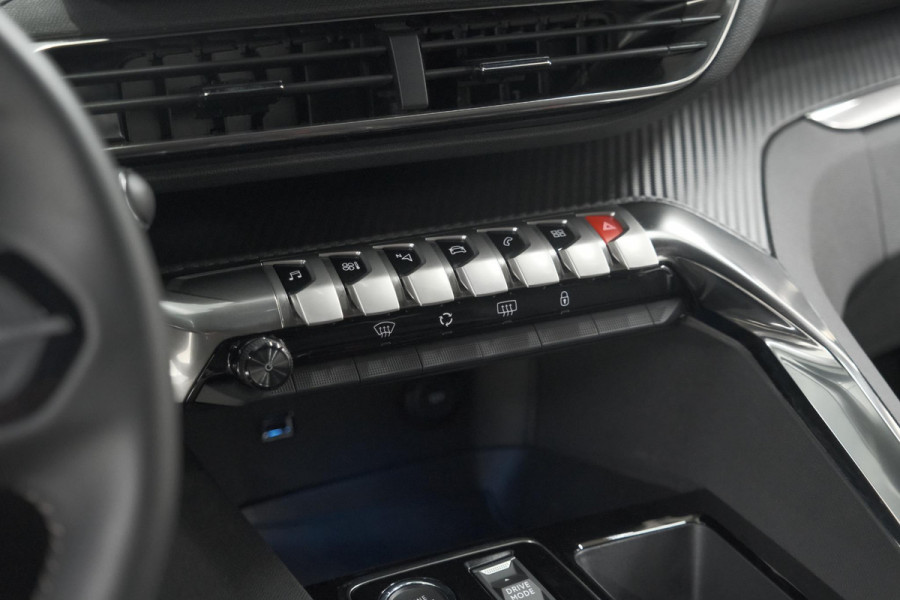 Peugeot 5008 PureTech 130 EAT8 Allure Pack | 7 Zitplaatsen | Camera | Apple Carplay | Navigatie | Parkeersensoren