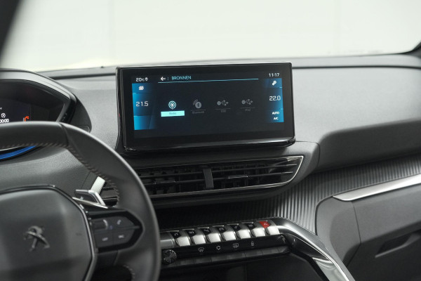Peugeot 5008 PureTech 130 EAT8 Allure Pack | 7 Zitplaatsen | Camera | Apple Carplay | Navigatie | Parkeersensoren