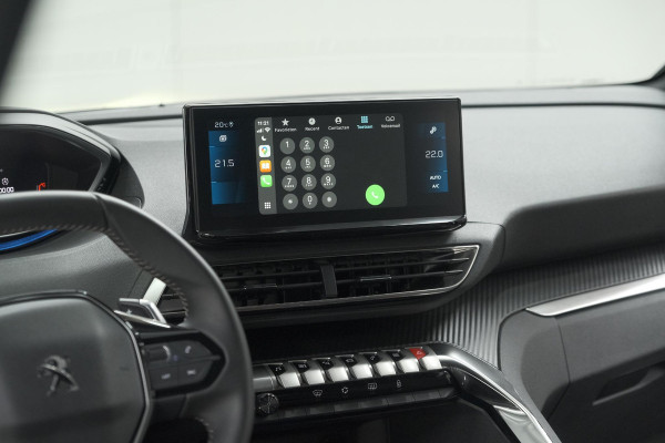 Peugeot 5008 PureTech 130 EAT8 Allure Pack | 7 Zitplaatsen | Camera | Apple Carplay | Navigatie | Parkeersensoren