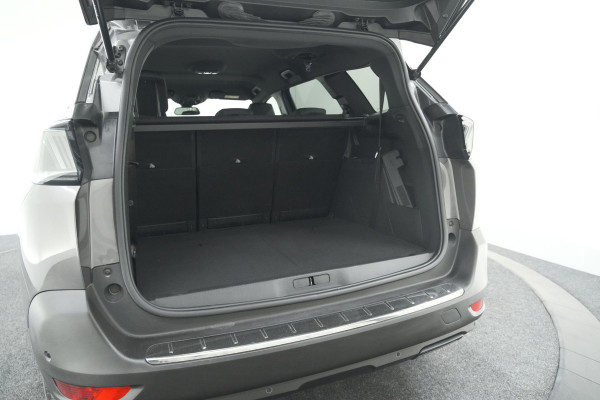 Peugeot 5008 PureTech 130 EAT8 Allure Pack | 7 Zitplaatsen | Camera | Apple Carplay | Navigatie | Parkeersensoren