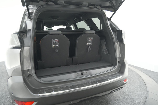 Peugeot 5008 PureTech 130 EAT8 Allure Pack | 7 Zitplaatsen | Camera | Apple Carplay | Navigatie | Parkeersensoren