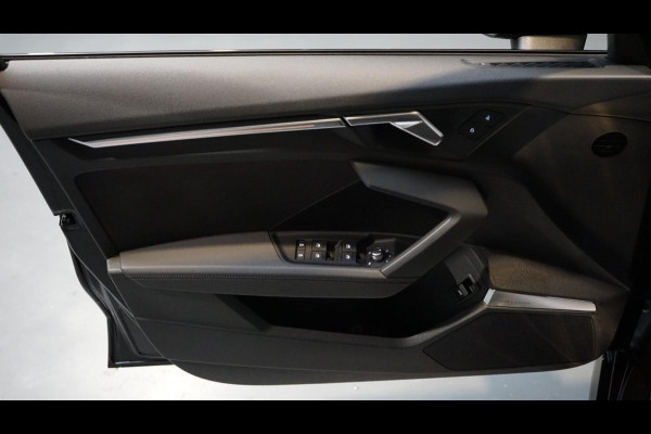 Audi RS3 Sportback 2.5 TFSI Quattro ACC-BANG OLUFSEN-CAMERA-CARBON-HEADUP-KEYLESS-MATRIX-MASSAGE-PANORAMA-VOLLEDER