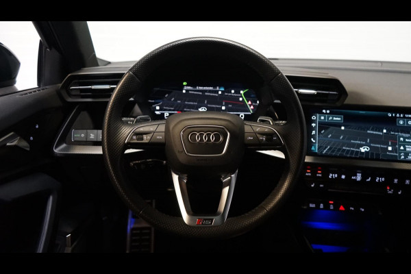 Audi RS3 Sportback 2.5 TFSI Quattro ACC-BANG OLUFSEN-CAMERA-CARBON-HEADUP-KEYLESS-MATRIX-MASSAGE-PANORAMA-VOLLEDER