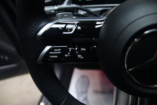Mercedes-Benz C-Klasse 300 e 300e BURMESTER-PANO-MEMORY-HUD-360