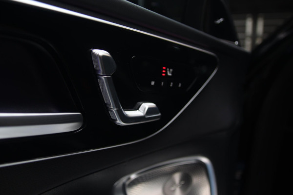 Mercedes-Benz C-Klasse 300 e 300e BURMESTER-PANO-MEMORY-HUD-360