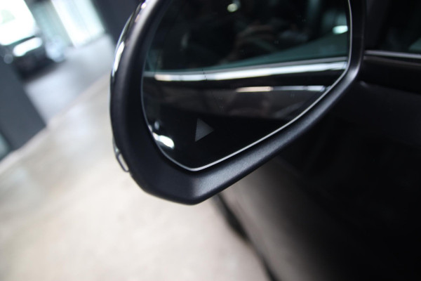 Mercedes-Benz C-Klasse 300 e 300e BURMESTER-PANO-MEMORY-HUD-360
