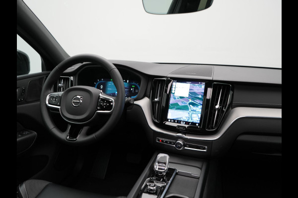 Volvo XC60 T8 Plug-in hybrid AWD Ultimate Dark Plug In Hybrid 456pk Long Range Dealer O.H PHEV | Panodak | Head Up | Adaptive Cruise | Lederen Sportstoelen Memory & Verwarmd | Harman & Kardon Sound | 360 Camera | Google Maps | Apple Carplay | Virtual | Keyless | Stuur Verwarmd |
