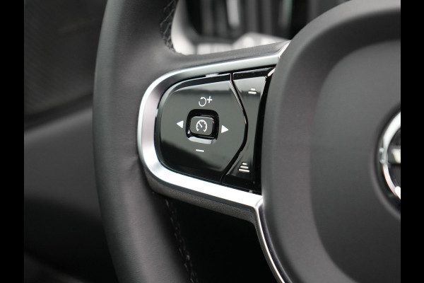 Volvo XC60 T8 Plug-in hybrid AWD Ultimate Dark Plug In Hybrid 456pk Long Range Dealer O.H PHEV | Panodak | Head Up | Adaptive Cruise | Lederen Sportstoelen Memory & Verwarmd | Harman & Kardon Sound | 360 Camera | Google Maps | Apple Carplay | Virtual | Keyless | Stuur Verwarmd |