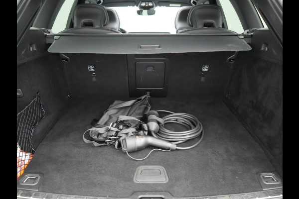 Volvo XC60 T8 Plug-in hybrid AWD Ultimate Dark Plug In Hybrid 456pk Long Range Dealer O.H PHEV | Panodak | Head Up | Adaptive Cruise | Lederen Sportstoelen Memory & Verwarmd | Harman & Kardon Sound | 360 Camera | Google Maps | Apple Carplay | Virtual | Keyless | Stuur Verwarmd |