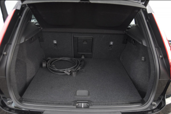 Volvo XC40 T4 211PK Automaat Recharge Inscription Expression / Adaptieve cruise control / BLIS / Keyless entry / Elektrische achterklep / Apple carplay / DAB+ / 2 zone clima / Pilot Assist