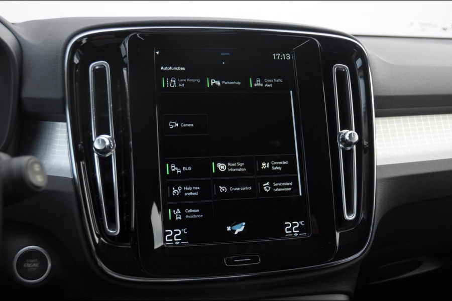 Volvo XC40 T4 211PK Automaat Recharge Inscription Expression / Adaptieve cruise control / BLIS / Keyless entry / Elektrische achterklep / Apple carplay / DAB+ / 2 zone clima / Pilot Assist