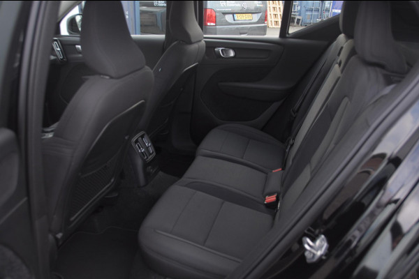 Volvo XC40 T4 211PK Automaat Recharge Inscription Expression / Adaptieve cruise control / BLIS / Keyless entry / Elektrische achterklep / Apple carplay / DAB+ / 2 zone clima / Pilot Assist