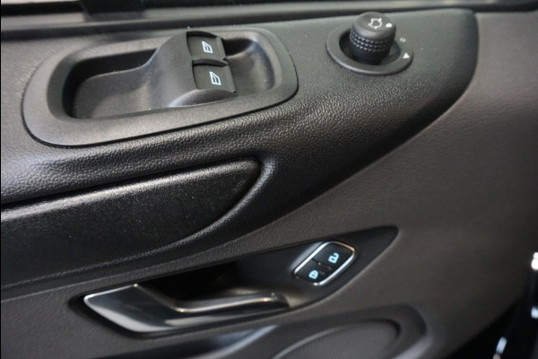 Ford Transit Custom 300 2.0 TDCI 130pk L2H1 Automaat | Navigatie | Cruise control | Camera | PDC VA | Trekhaak | Lichtmetalen Velgen