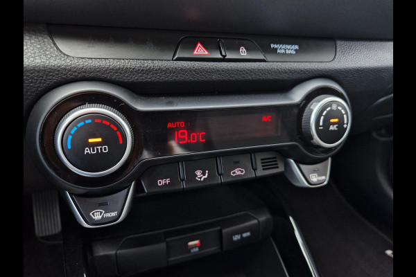 Kia Stonic 1.0 T-GDi MHEV DynamicLine | LED | Climate | Camera | Navi | Cruise |