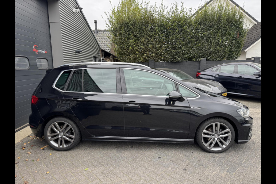Volkswagen Golf Sportsvan 1.4 TSI Highline | Panoramadak | Navigatie | Camera | DAB | Privacy Glass |