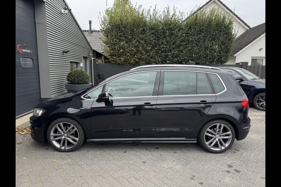 Volkswagen Golf Sportsvan 1.4 TSI Highline | Panoramadak | Navigatie | Camera | DAB | Privacy Glass |