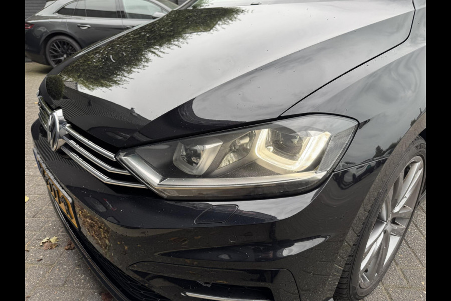 Volkswagen Golf Sportsvan 1.4 TSI Highline | Panoramadak | Navigatie | Camera | DAB | Privacy Glass |