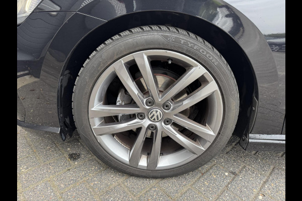 Volkswagen Golf Sportsvan 1.4 TSI Highline | Panoramadak | Navigatie | Camera | DAB | Privacy Glass |