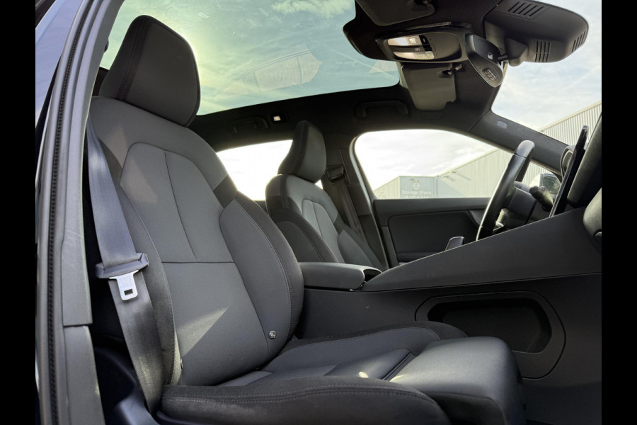 Polestar 2 Aut. Long Range Dual AWD | Trekhaak | Panorama | 360 | Camera | Harman Kardon |