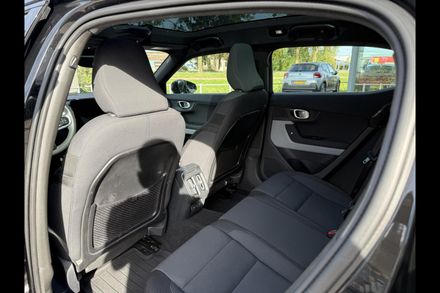 Polestar 2 Aut. Long Range Dual AWD | Trekhaak | Panorama | 360 | Camera | Harman Kardon |