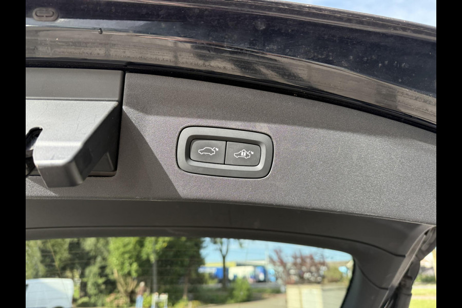 Polestar 2 Aut. Long Range Dual AWD | Trekhaak | Panorama | 360 | Camera | Harman Kardon |