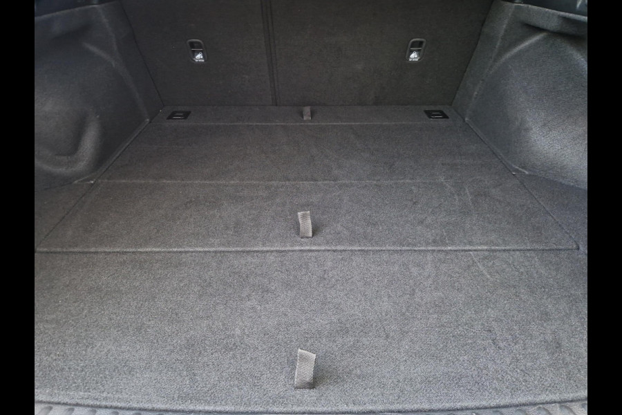 Kia Ceed Sportswagon 1.5 T-GDi DynamicPlusLine | Dodehoek | Key-Less | Stoelverwarming | LED | Licht- en Regensensor |