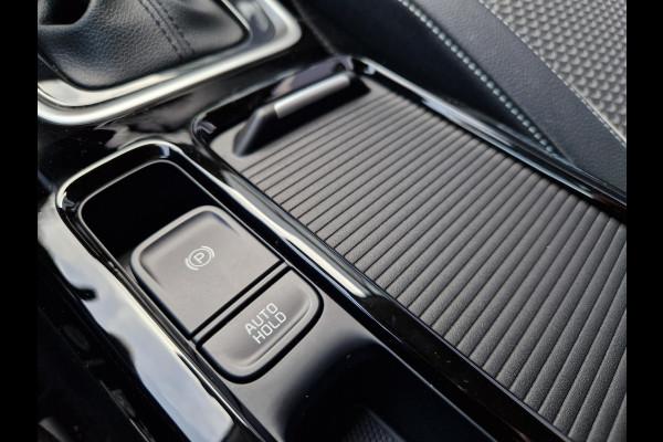 Kia Ceed Sportswagon 1.5 T-GDi DynamicPlusLine | Dodehoek | Key-Less | Stoelverwarming | LED | Licht- en Regensensor |