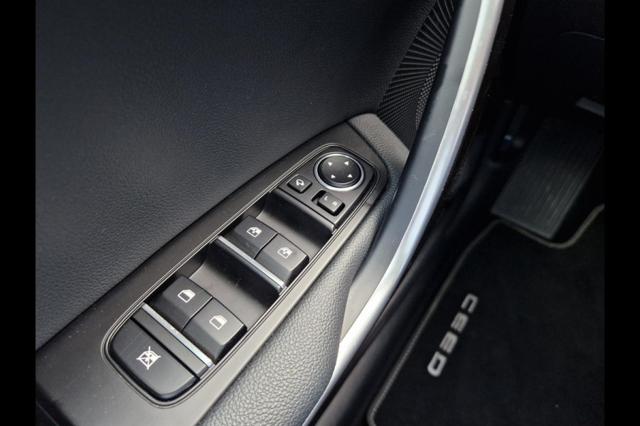 Kia Ceed Sportswagon 1.5 T-GDi DynamicPlusLine | Dodehoek | Key-Less | Stoelverwarming | LED | Licht- en Regensensor |