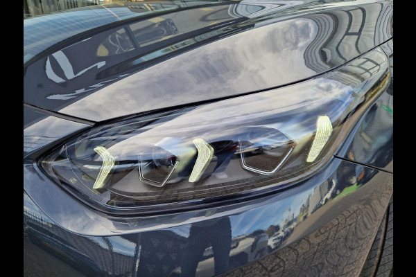 Kia Ceed Sportswagon 1.5 T-GDi DynamicPlusLine | Dodehoek | Key-Less | Stoelverwarming | LED | Licht- en Regensensor |