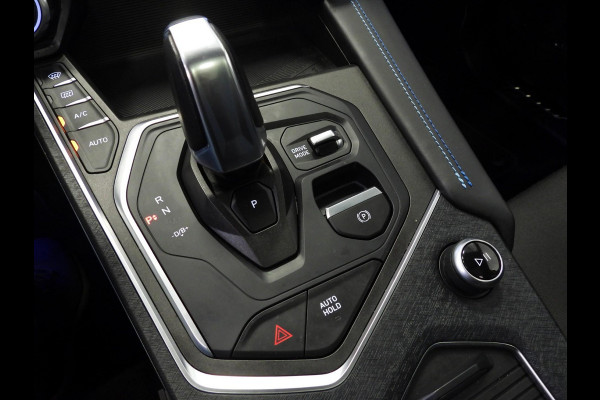 Lynk & Co 01 1.5 PHEV BlackLine NAVI/360CAM/SCHUIFDAK/LED/20"LMV! Lynk & Co 01 1.5 PHEV BlackLine NAVI/360CAM/SCHUIFDAK/LED/20"LMV!