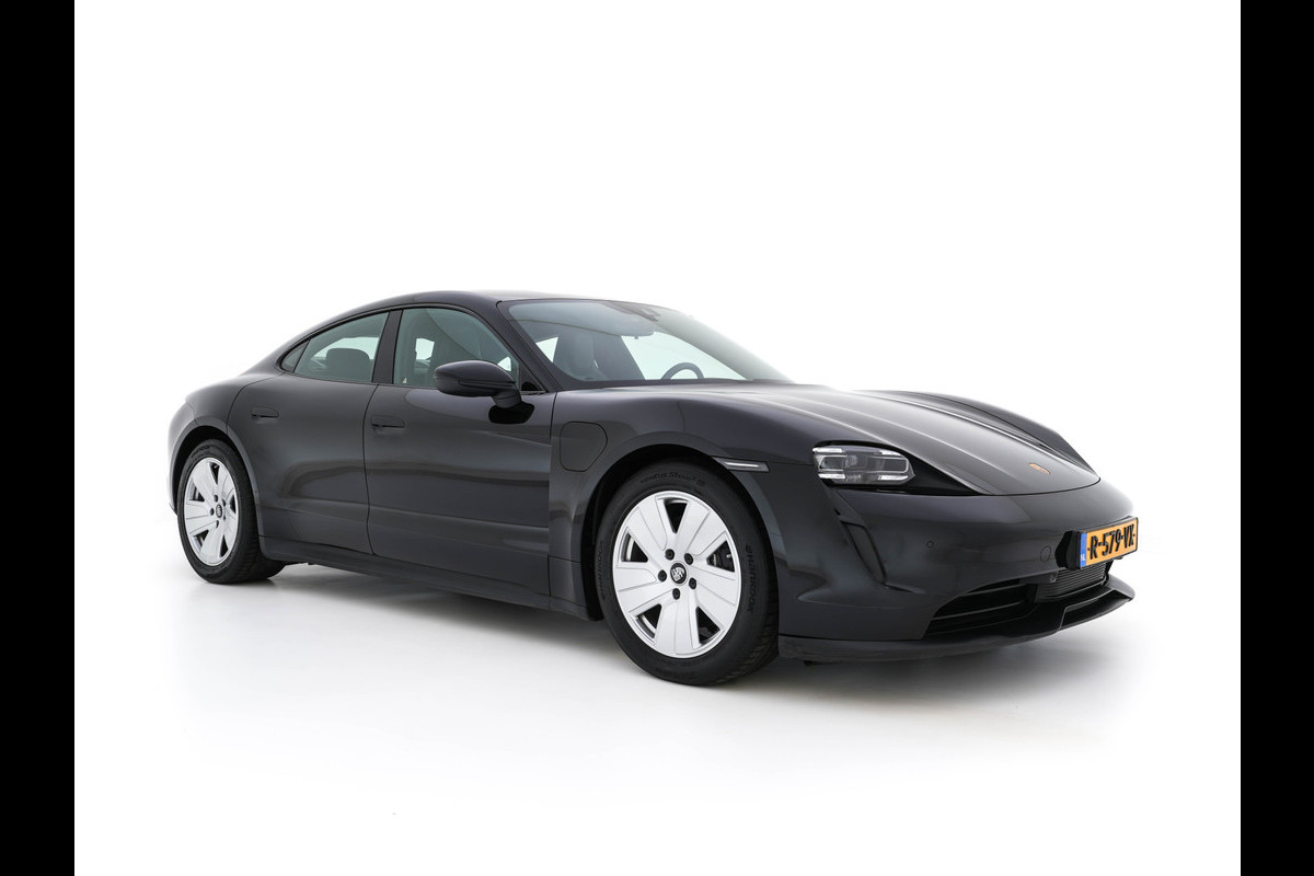 Porsche Taycan 79 kWh [3-Fase] {SOH-100%} (INCL-BTW) *LUXURY-LEATHER | FULL-LED | DIGI-COCKPIT | NAVI-FULLMAP | SPORTSEATS | ECC | CARPLAY | PDC | CRUISE | DAB | 19''ALU*