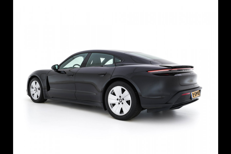 Porsche Taycan 79 kWh [3-Fase] {SOH-100%} (INCL-BTW) *LUXURY-LEATHER | FULL-LED | DIGI-COCKPIT | NAVI-FULLMAP | SPORTSEATS | ECC | CARPLAY | PDC | CRUISE | DAB | 19''ALU*