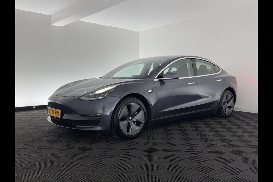 Tesla Model 3 Long Range AWD 75 kWh [ 3-Fase ] {SOH-89%} (INCL-BTW) Aut. *PANO | AUTO-PILOT | LUXURY-LEATHER | KEYLESS | FULL-LED | MEMORY-PACK | SURROUND-VIEW | DAB | CARPLAY | DIGI-COCKPIT | LANE-ASSIST | COMFORT-SEATS | TOWBAR | 18"ALU*