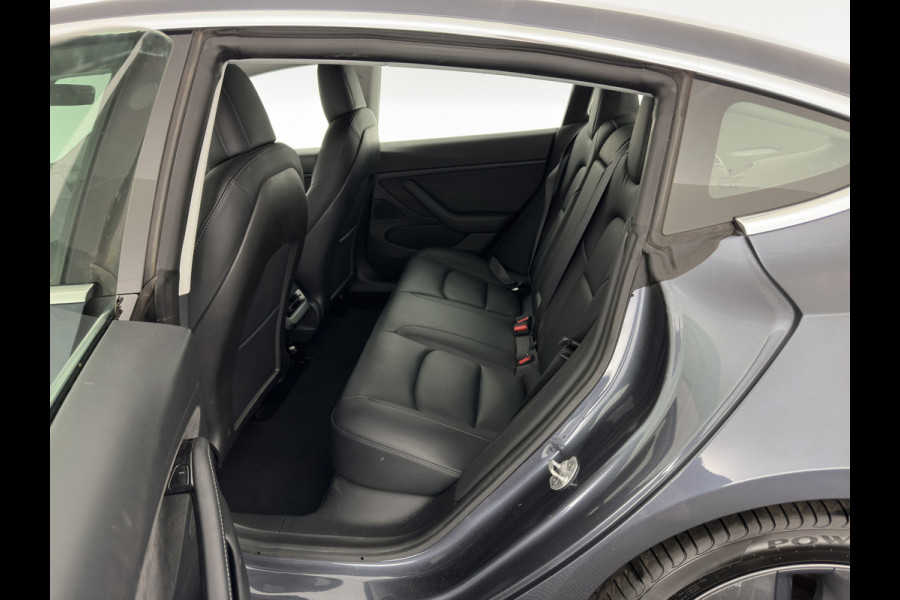 Tesla Model 3 Long Range AWD 75 kWh [ 3-Fase ] {SOH-89%} (INCL-BTW) Aut. *PANO | AUTO-PILOT | LUXURY-LEATHER | KEYLESS | FULL-LED | MEMORY-PACK | SURROUND-VIEW | DAB | CARPLAY | DIGI-COCKPIT | LANE-ASSIST | COMFORT-SEATS | TOWBAR | 18"ALU*