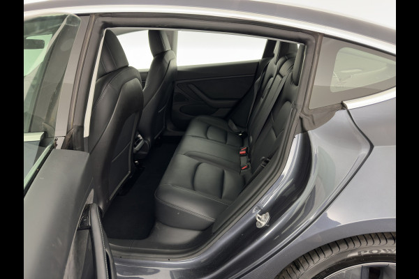 Tesla Model 3 Long Range AWD 75 kWh [ 3-Fase ] {SOH-89%} (INCL-BTW) Aut. *PANO | AUTO-PILOT | LUXURY-LEATHER | KEYLESS | FULL-LED | MEMORY-PACK | SURROUND-VIEW | DAB | CARPLAY | DIGI-COCKPIT | LANE-ASSIST | COMFORT-SEATS | TOWBAR | 18"ALU*