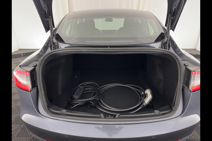 Tesla Model 3 Long Range AWD 75 kWh [ 3-Fase ] {SOH-89%} (INCL-BTW) Aut. *PANO | AUTO-PILOT | LUXURY-LEATHER | KEYLESS | FULL-LED | MEMORY-PACK | SURROUND-VIEW | DAB | CARPLAY | DIGI-COCKPIT | LANE-ASSIST | COMFORT-SEATS | TOWBAR | 18"ALU*