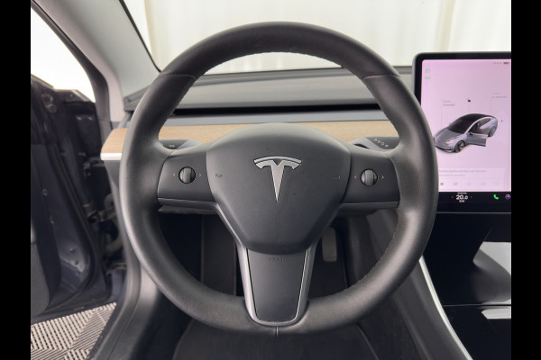 Tesla Model 3 Long Range AWD 75 kWh [ 3-Fase ] {SOH-89%} (INCL-BTW) Aut. *PANO | AUTO-PILOT | LUXURY-LEATHER | KEYLESS | FULL-LED | MEMORY-PACK | SURROUND-VIEW | DAB | CARPLAY | DIGI-COCKPIT | LANE-ASSIST | COMFORT-SEATS | TOWBAR | 18"ALU*