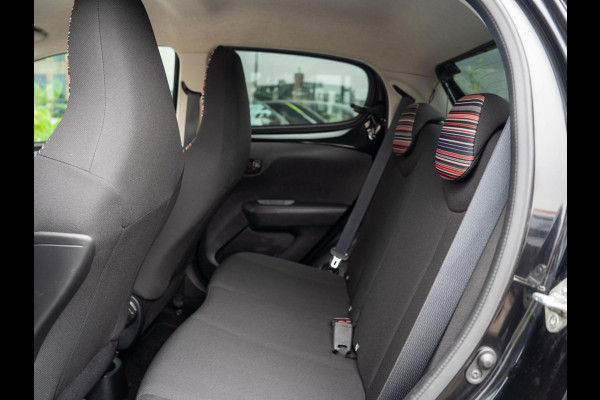 Citroën C1 1.0 VTi Feel / DAB / Bluetooth / Speedlimiter / Getint glas