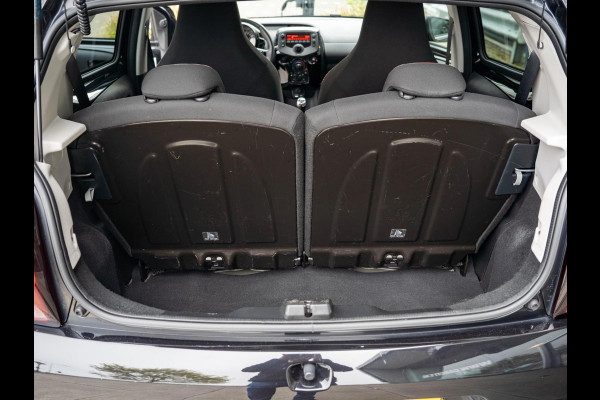 Citroën C1 1.0 VTi Feel / DAB / Bluetooth / Speedlimiter / Getint glas
