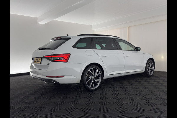 Škoda Superb Combi 1.4 TSI iV Plug-In Sportline Business {SOH-93%} (INCL-BTW) Aut. *PANO | LEATHER-ALCANTARA | FULL-LED | DIGI-COCKPIT | CANTON-SOUND | AMBIENT-LIGHT | CAMERA | NAVI-FULLMAP | DAB+ | KEYLESS | HEATED-SPORTSEATS | PRIVACY-GLASS | ECC | 19"ALU*