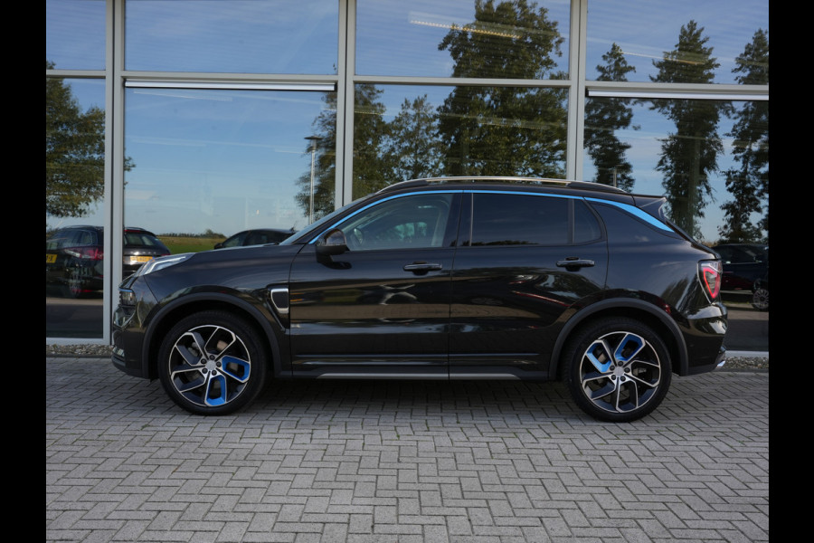 Lynk & Co 01 1.5 262pk Plug-in Hybrid | Trekhaak | Panoramadak | ACC | Navigatie | Camera