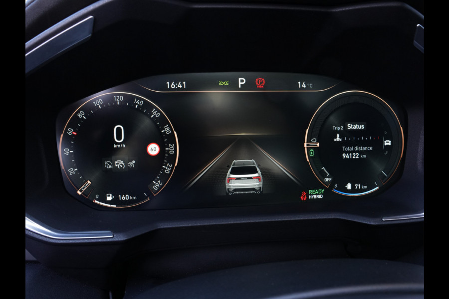 Lynk & Co 01 1.5 262pk Plug-in Hybrid | Trekhaak | Panoramadak | ACC | Navigatie | Camera