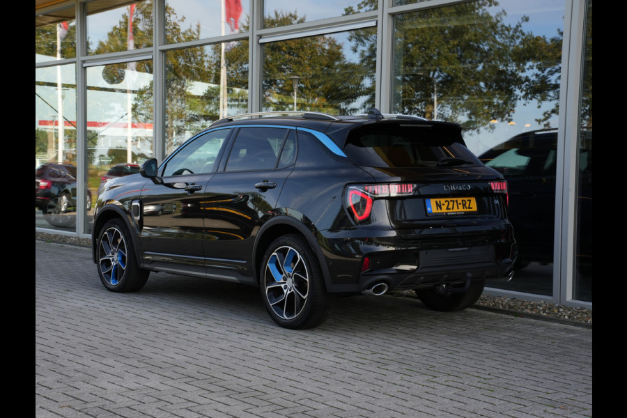 Lynk & Co 01 1.5 262pk Plug-in Hybrid | Trekhaak | Panoramadak | ACC | Navigatie | Camera