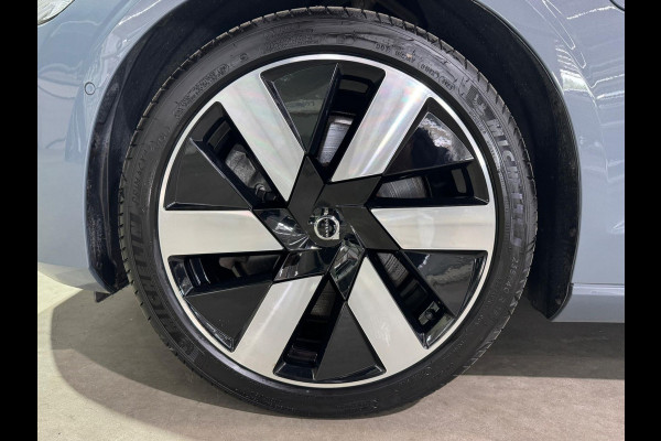 Volvo S60 2.0 Recharge T8 AWD Ultimate Dark/Bowers&Wilkins/Pano/Pilot Asist
