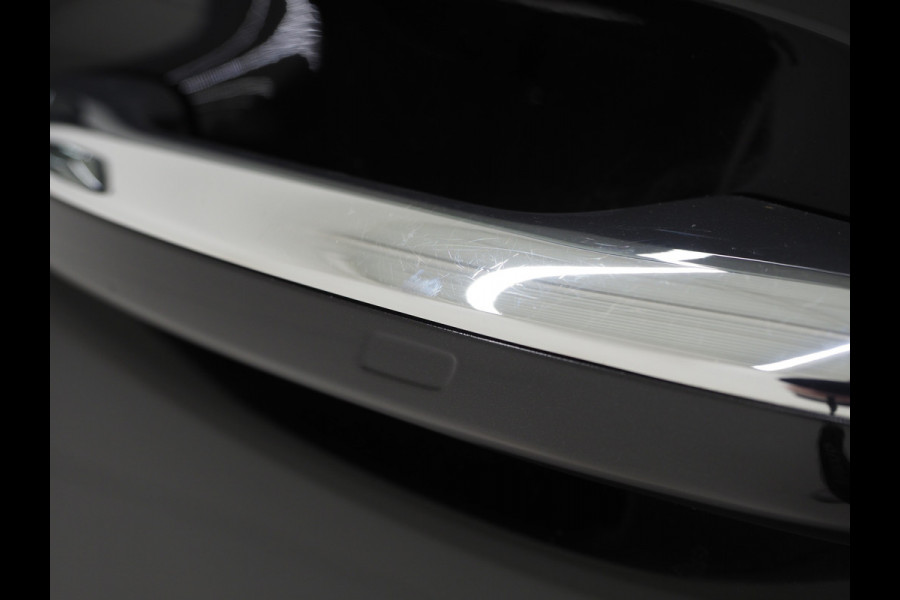 Mercedes-Benz C-Klasse Estate 300 e Avantgarde | Keyless | Trekhaak | 360 | BLIS | Leder | Sfeerverlichting | Carplay